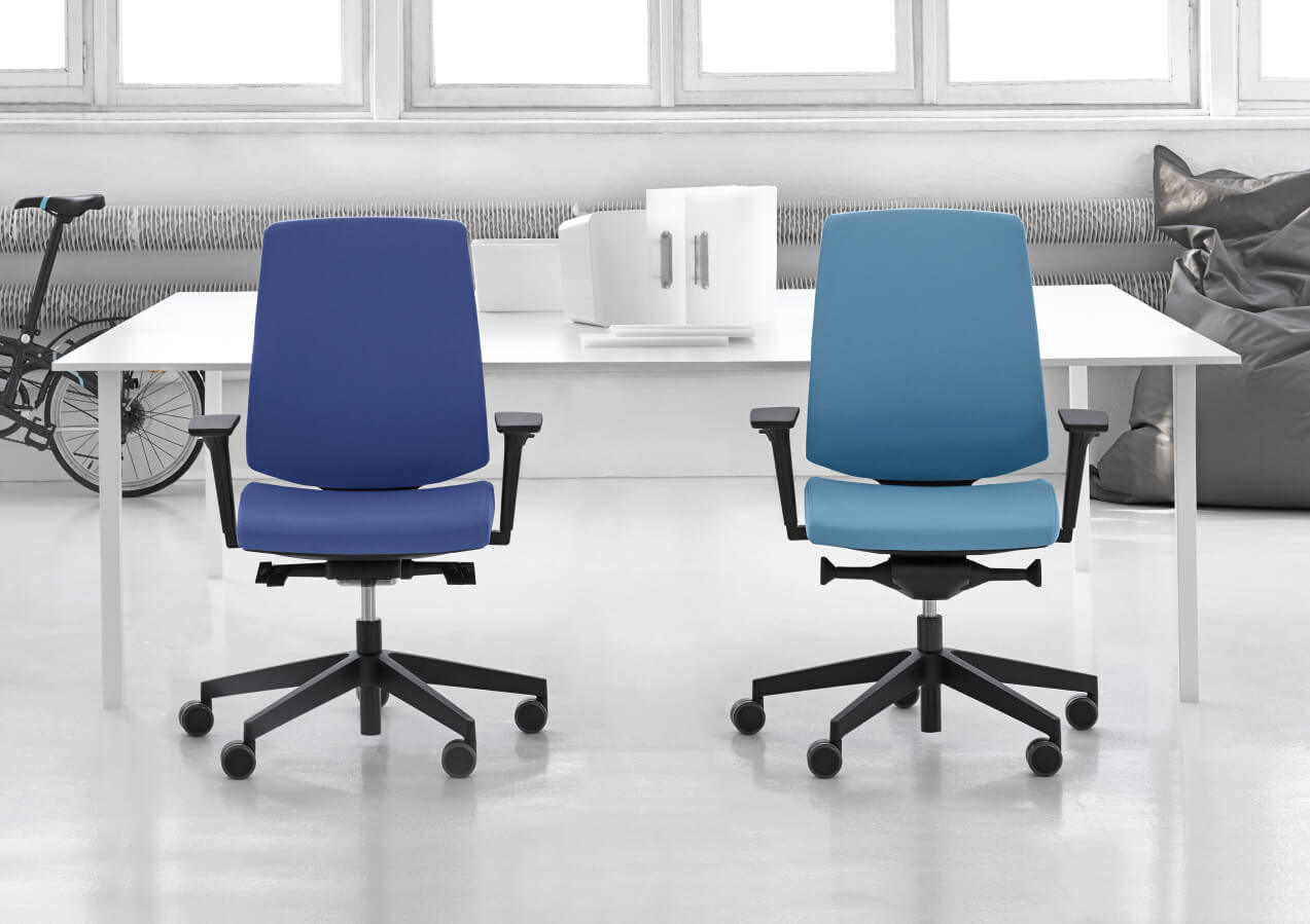 LightUp krzesła fotele obrotowe do biur Producent: Profim Dystrybutor: Vipservice