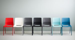 Krzesło RBM ANA - Producent: Flokk, Dystrybutor: Vipservice. Ergonomiczne krzesło do sal konferencyjnych, sal spotkań, restauracji i kawiarnii