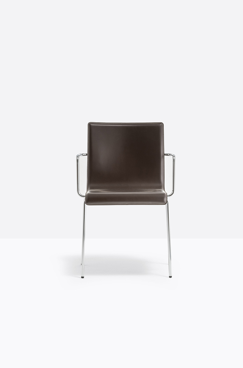 Krzesło Kuadra XL - Producent: Pedrali; Dystrybutor: Vipservice - krzesła do biur, hoteli, restauracji