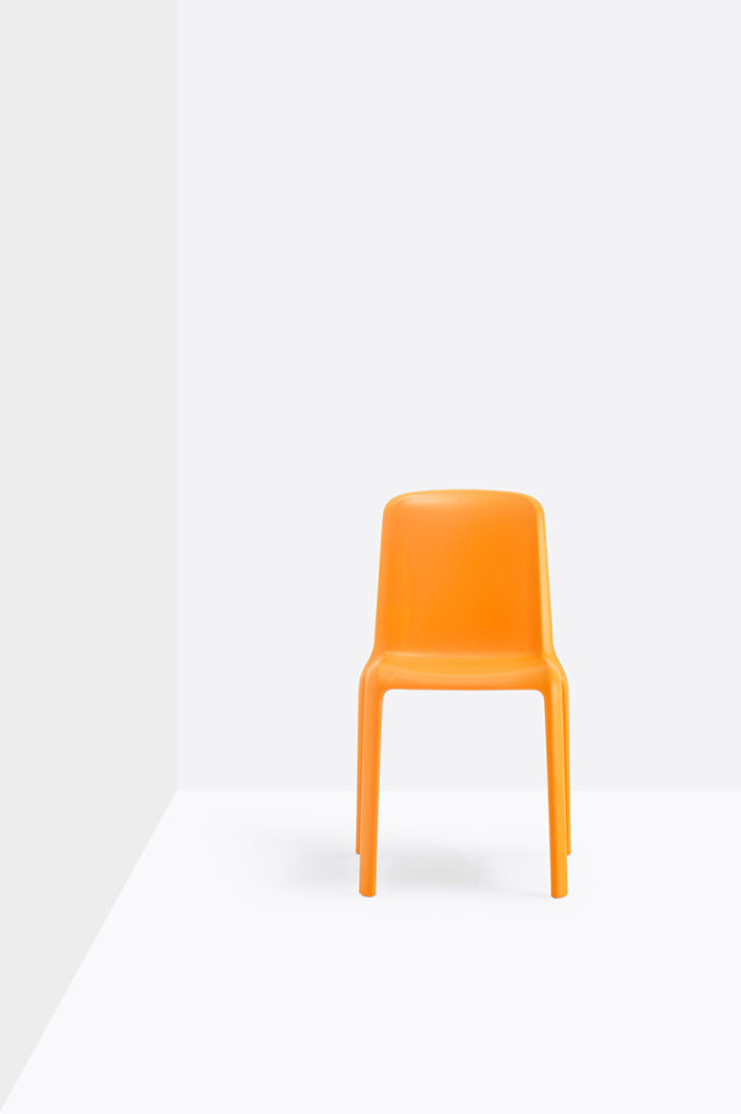 Krzesło Snow - Producent: Pedrali; Dystrybutor: Vipservice - krzesło do biur, stref lounge, coffee point, krzesło na tarasy, do restauracji i hoteli